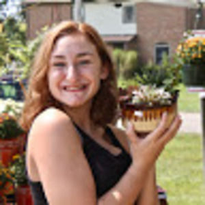 Meet your Posher, Samantha j